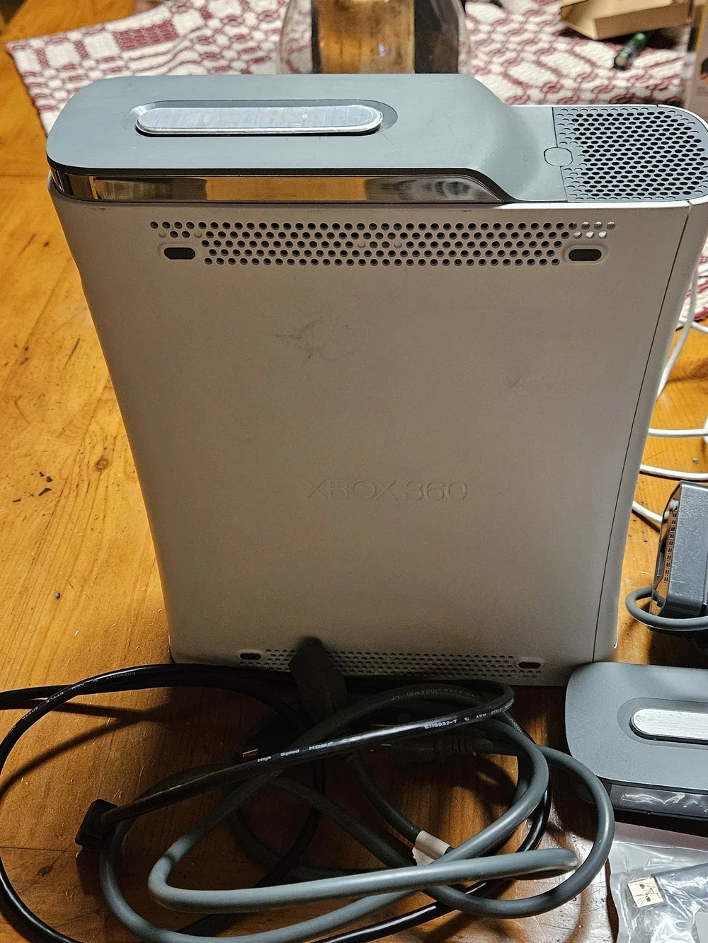 Xbox 360 Original Fat Console Bundle in White with Accessories & Power Brick